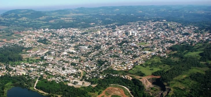 Semijoias banhadas para marcas de Guaporé